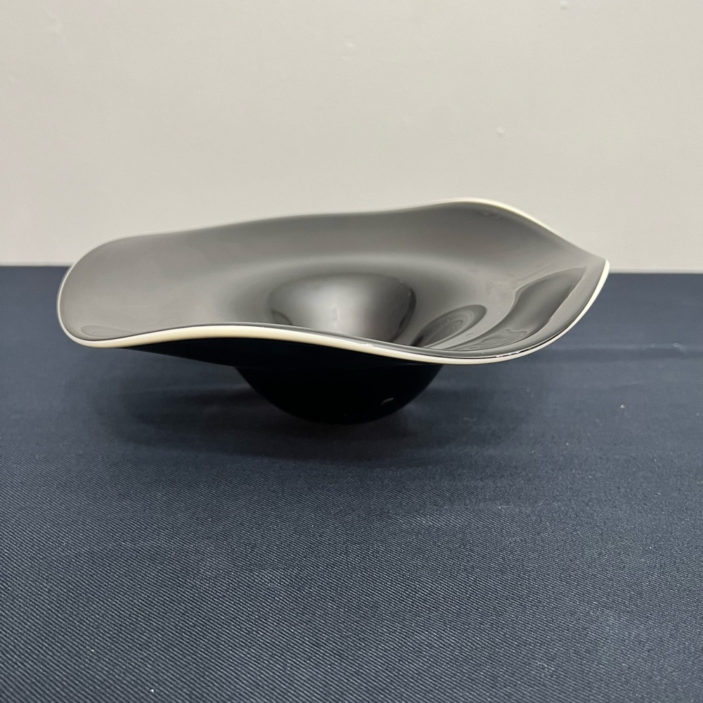 Beautiful Signed Blown Glass Art Bowl, 10x4”